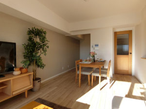 リビング６