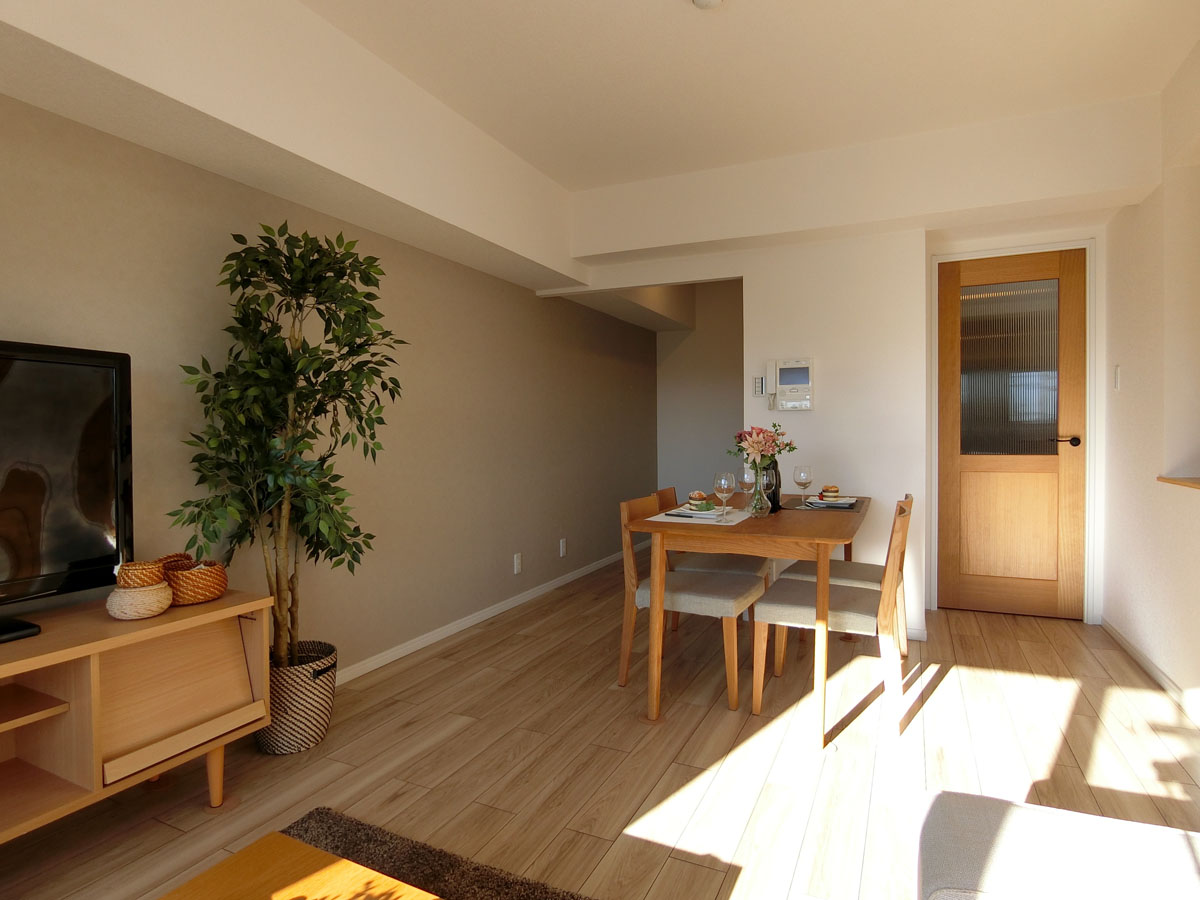 リビング６