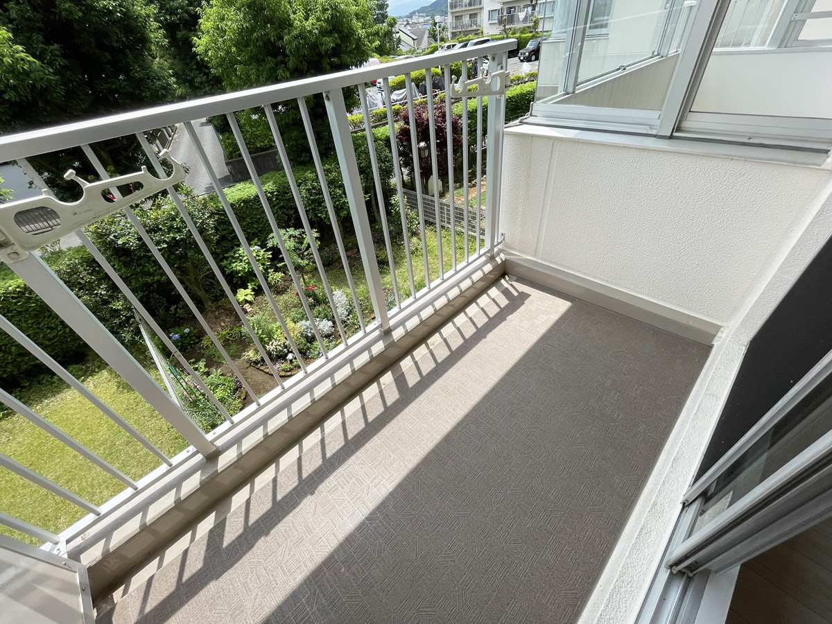 ７バルコニー