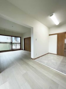 １３ダイニング２